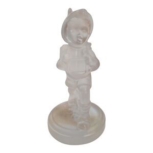 Vintage 3.5 Inch TMK6 Goebel Hummel Crystal Figurine - School Boy #8747 OrigBox
